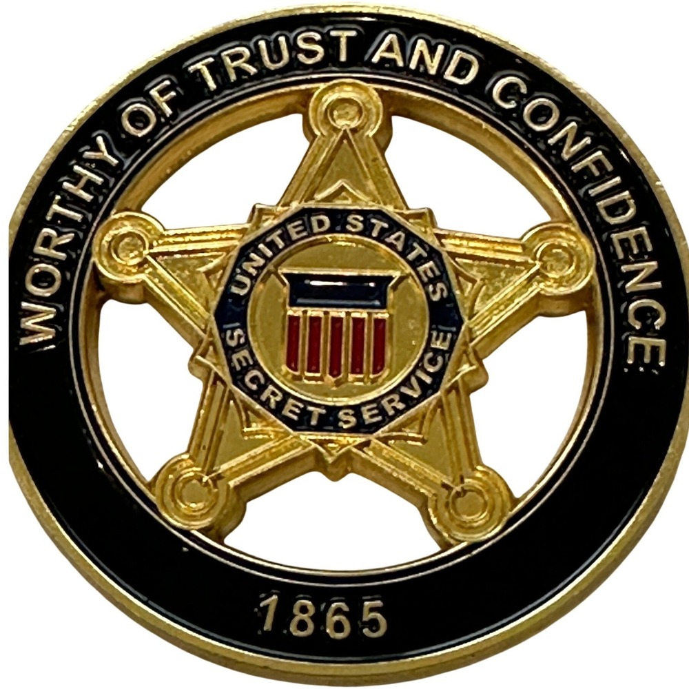 US Secret Service Challenge Coin Worthy of Trust and Confidence 1865 Gold Tone